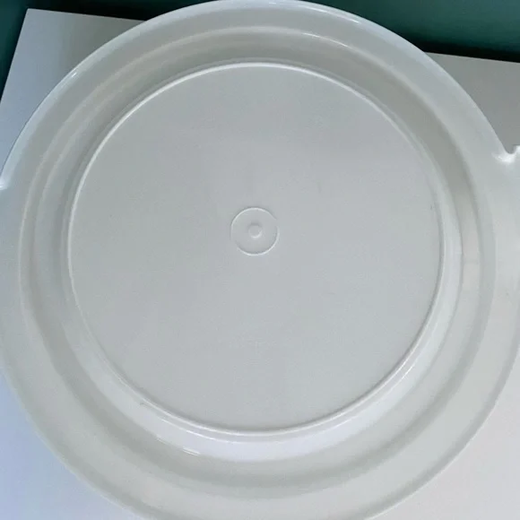 𝅺vintage TUPPERWARE 9” Pie Keeper With Cover Opaque Round  719-1 / 720-1 U.S.A. - Picture 6 of 10
